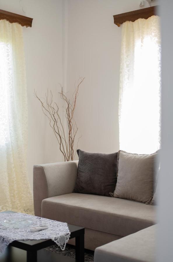 Classic Guesthouse Nafplion Екстер'єр фото